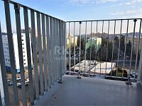 Prodej bytu 1+kk, 30,7 m2 s balkonem 3 m2 a sklepem 4m2 v novostavbě, P-10, ul. Horolezecká - Fotka 2