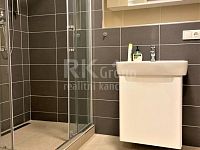 Prodej bytu 1+kk, 30,7 m2 s balkonem 3 m2 a sklepem 4m2 v novostavbě, P-10, ul. Horolezecká - Fotka 20