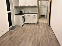 Prodej bytu 1+kk, 30,7 m2 s balkonem 3 m2 a sklepem 4m2 v novostavbě, P-10, ul. Horolezecká