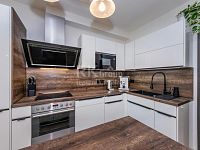 Rodinný dům Praha 9 - Fotka 31