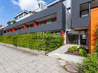 Pronájem reprezentativního bytu 4+kk, 141 m2 s balkonem, 17,4 m2, Praha 6 - Břevnov, ul. Běžecká - Fotka 17