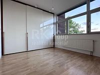 Pronájem reprezentativního bytu 4+kk, 141 m2 s balkonem, 17,4 m2, Praha 6 - Břevnov, ul. Běžecká - Fotka 8