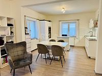 Prodej rodinného domu, 4+kk, po rekonstrukci, vybavený, garáž, sklep, ul. Havlíčkova Velká Hleďsebe - Fotka 3