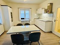 Prodej rodinného domu, 4+kk, po rekonstrukci, vybavený, garáž, sklep, ul. Havlíčkova Velká Hleďsebe - Fotka 4