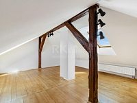 Prodej mezonetového bytu 4+kk, 118 m2, Komárov - Fotka 15