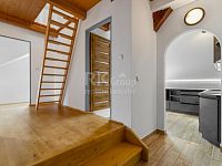 Prodej mezonetového bytu 4+kk, 118 m2, Komárov - Fotka 24