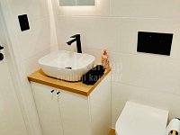 Pronájem světlého bytu 1+1, 36m2, sklep, 1. patro, ul. Mánesova - Mariánské Lázně - Fotka 11