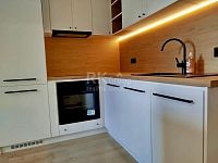 Pronájem světlého bytu 1+1, 36m2, sklep, 1. patro, ul. Mánesova - Mariánské Lázně - Fotka 8