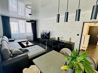 Exkluzivně, prodej bytu 3+1 s lodžií a sklepem, 88m2, ul. Dlouhá – Lázně Kynžvart - Fotka 1