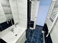 Exkluzivně, prodej bytu 3+1 s lodžií a sklepem, 88m2, ul. Dlouhá – Lázně Kynžvart - Fotka 10