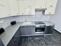 Exkluzivně, prodej bytu 3+1 s lodžií a sklepem, 88m2, ul. Dlouhá – Lázně Kynžvart - Fotka 6