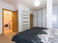 Pronájem bytu 2+kk v Králově Dvoře - Fotka 11