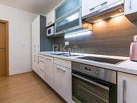 Pronájem bytu 2+kk v Králově Dvoře - Fotka 8