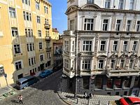 2+kk, 52 m2, 2.p. s výtahem a společnou terasou v 5.patře, Praha 10 - Vinohrady, ul.Voroněžská - Fotka 14