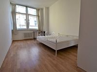 2+kk, 52 m2, 2.p. s výtahem a společnou terasou v 5.patře, Praha 10 - Vinohrady, ul.Voroněžská - Fotka 6