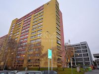 1+kk, 35,6 m2 se zasklenou lodžií a sklepní kójí, ve 4.p. panel.domu, Praha 8 - Troja, ul.Hlivická - Fotka 15