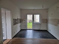 Prodej novostavby RD 4+kk, 130 m2, na pozemku 458 m2, Dolní Kamenice u Velvar - Fotka 9