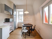 Pronájem světlého bytu, 1+1, 3.patro, 45 m2, Husova ul. - Mariánské Lázně - Fotka 5