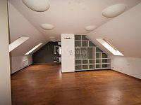 Pronájem kancelářských prostor, 181 m2, Praha 4 - Michle, ul.Týmlova - Fotka 27