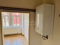 Pronájem světlého bytu 2+1 s komorou,  61m2, 3. patro ul. Ruská - Mariánské Lázně - Fotka 14