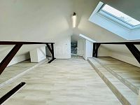 Prodej podkrovního bytu, 50 m² (+ 20 m² užitné plochy), ul. Podle Kačerova - Praha 4-Michle - Fotka 7