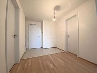 Pronájem nového bytu 2+kk, 61,80 m2 s balkonem, sklepem a GS, Praha 5- Smíchov, ul. Šiklové - Fotka 11