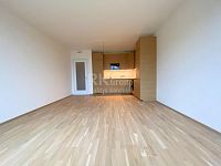 Pronájem nového bytu 2+kk, 61,80 m2 s balkonem, sklepem a GS, Praha 5- Smíchov, ul. Šiklové - Fotka 13