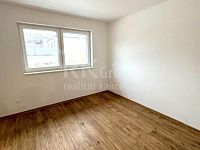 Novostavba v náruči Brd - Jince: Pronájem luxusních dvou bytů 2+kk se zahradou - Fotka 17