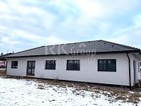 Novostavba v náruči Brd - Jince: Pronájem luxusních dvou bytů 2+kk se zahradou - Fotka 5