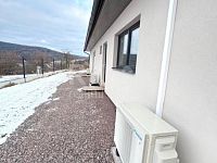 Novostavba v náruči Brd - Jince: Pronájem luxusního bytu 2+kk se zahradou - Fotka 9