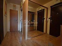 Pronájem prostorného slunného bytu 2+kk, 71 m2 s lodžií, Praha 8 - Kobylisy, ul. Služská - Fotka 12