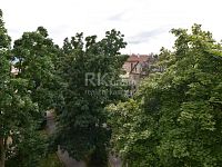 Pronájem prostorného slunného bytu 2+kk, 71 m2 s lodžií, Praha 8 - Kobylisy, ul. Služská - Fotka 16