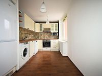 Pronájem bytu 3+kk, 67,5 m2 se zasklenou lodžií, 7 m2 a komorou, Praha 4 - Krč, ul.V Štíhlách