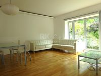 Pronájem domu 227 m2 a zahrada 646 m2, Praha Suchdol - Fotka 15