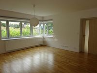 Pronájem domu 227 m2 a zahrada 646 m2, Praha Suchdol - Fotka 48