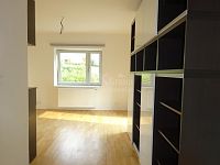 Pronájem domu 227 m2 a zahrada 646 m2, Praha Suchdol - Fotka 53