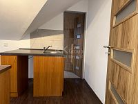 Pronájem bytu 1+kk 25 m2, Hořovice - Fotka 1