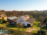 Prodej rodinného domu, 7+1, pozemek 4 452 m², garáž, rybník, skleníky, Valy u Mariánských Lázní