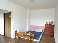 Pronájem bytu 1+kk 40 m2, Hýskov - Fotka 4