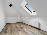 Prodej mezonetového bytu 4+kk, 118 m2, Komárov - Fotka 11