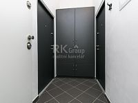 Nabídka pronájmu bytu 2+kk 5 min. od stanice metra Anděl/Na Knížecí. - Fotka 14