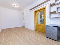 Nabídka pronájmu bytu 2+kk 5 min. od stanice metra Anděl/Na Knížecí. - Fotka 3