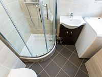 Nabídka pronájmu nového bytu 2+kk 5 min. od stanice metra Anděl/Na Knížecí. - Fotka 10