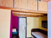 Prodej prostorného bytu 4+1, 115m2 se sklepem, lodžií a balkónem, Ruská ul. – Mariánské Lázně - Fotka 13