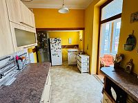 Prodej prostorného bytu 4+1, 115m2 se sklepem, lodžií a balkónem, Ruská ul. – Mariánské Lázně - Fotka 22