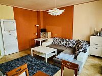 Prodej prostorného bytu 4+1, 115m2 se sklepem, lodžií a balkónem, Ruská ul. – Mariánské Lázně - Fotka 26