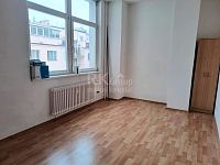 2+kk, 62 m2, 2.p. s výtahem a společnou terasou v 5.patře, Praha 10 - Vinohrady, ul.Voroněžská - Fotka 14