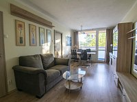 Pronájem komplet. zař. bytu 2+kk, 54 m2 se zasklenou lodžií a sklepem, Praha 4 - Háje,  ul.Michnova - Fotka 6