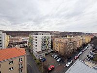 Pronájem bytu 3+1, 84 m2 s balkonem a neprůchozími pokoji, Praha 8 - Libeň, ul.Sokolovská - Fotka 9