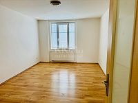 Pronájem bytu, 2+1, po rekonstrukci, 68m2, 1. patro, Hlavní třída – Mariánské Lázně - Fotka 4